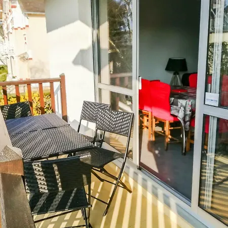 Cabourg Centre, Appartement Pour 5 Personnes A 100M De La Mer Exterior foto