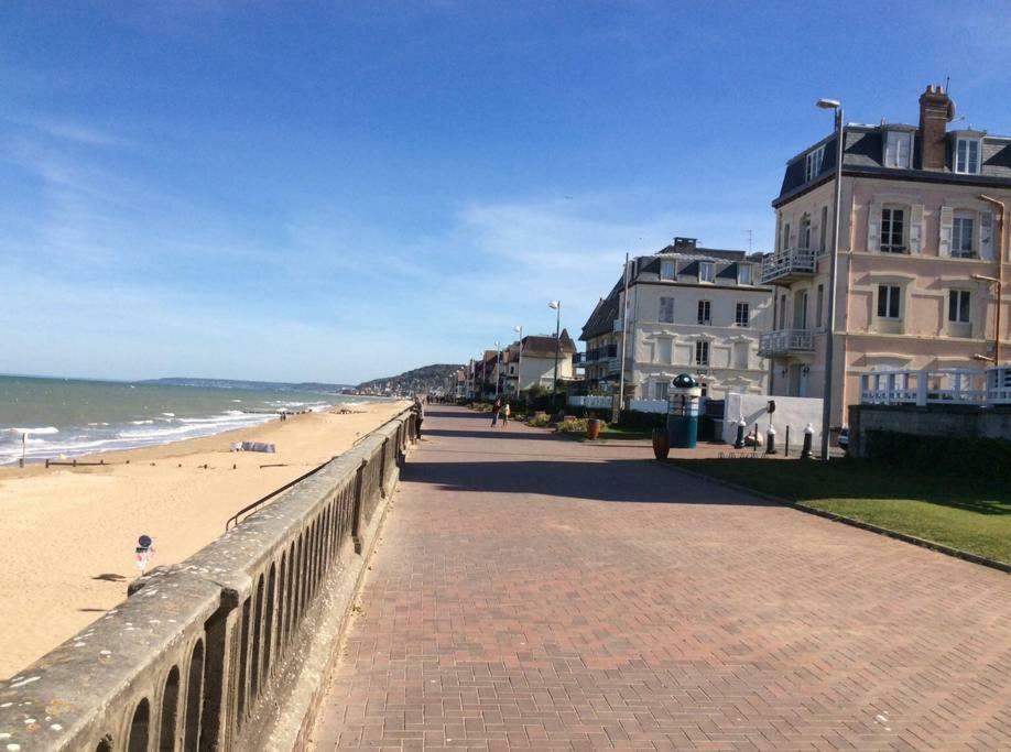 Apartment Centre, Pour 5 Personnes A 100m De La Mer